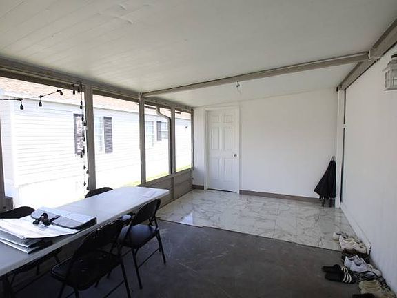 3rd image of 1510 NW 21st Ter #571