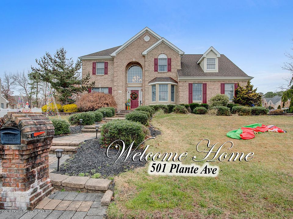 1st image of 501 Plante Ave