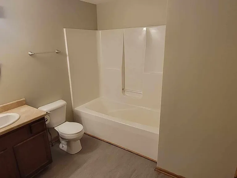 2603 Cobblestone Ct — Photo 6