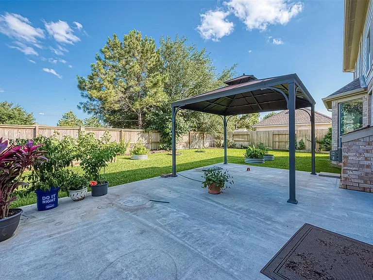 25907 Pebble Terrane Ln — Photo 38