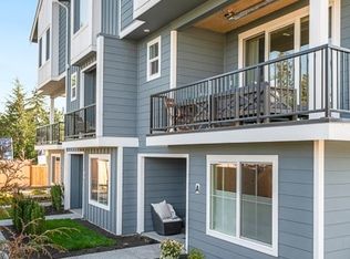 15423 Admiralty Way #B4, Lynnwood, WA 98087