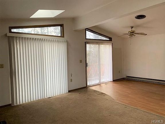 3rd image of 98 Lake View Dr