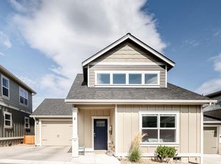 2755 SW Greens Blvd, Redmond, OR 97756