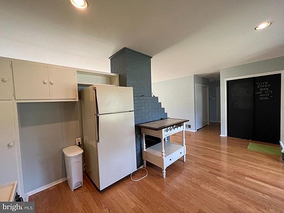 4th image of 7111 Vermillion Pl