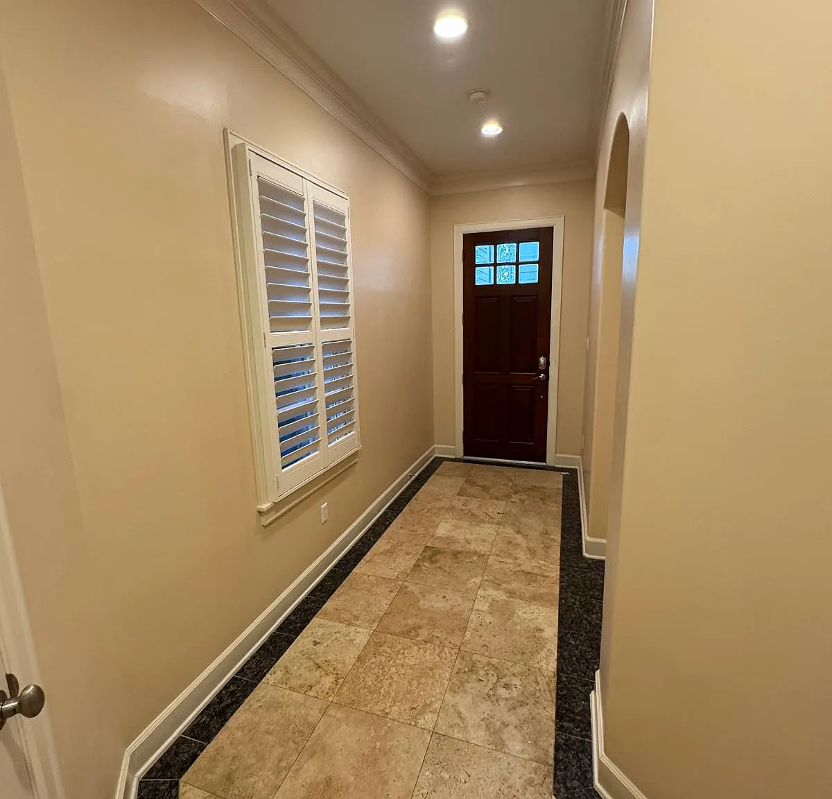 3 bed, 3.5 bath, 2563 sqft, $3,545 — Photo 3
