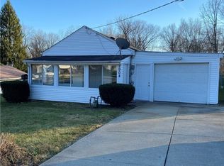 1904 Ronald Rd, Akron, OH 44312