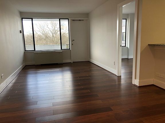 4th image of 4501 Arlington Blvd APT 621-A