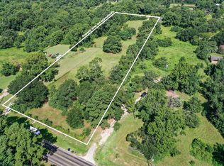 3722 Montgomery Rd, Huntsville, TX 77340