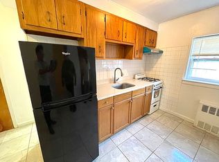 62-05 Main St #1, Flushing, NY 11367