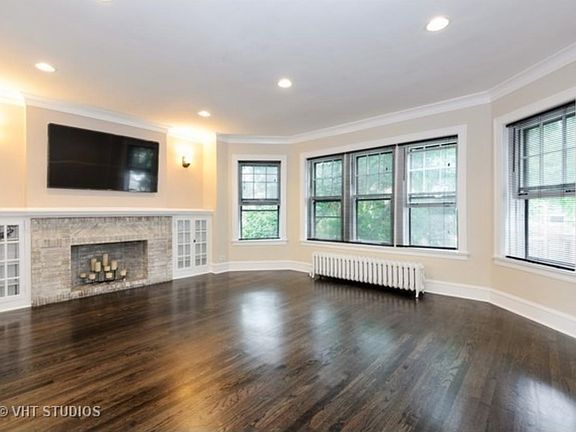 5th image of 732 Hinman Ave APT 2E