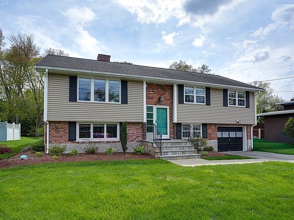 2nd image of 7 Parliament Ln