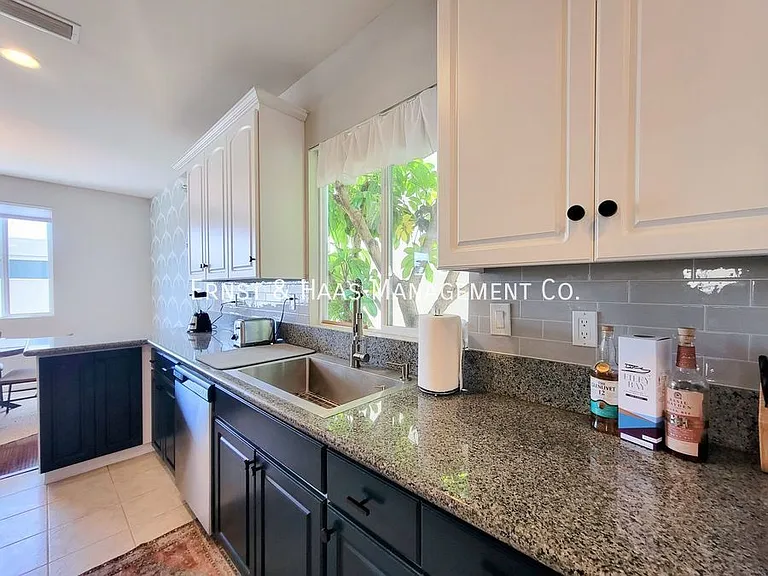15616 Firmona Ave — Photo 12