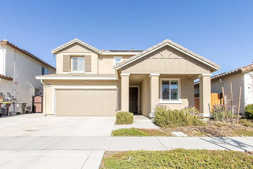 2259 Marina Dr photo 1