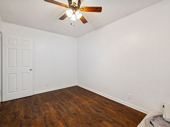 5th image of 1554 Cherry Tree Dr