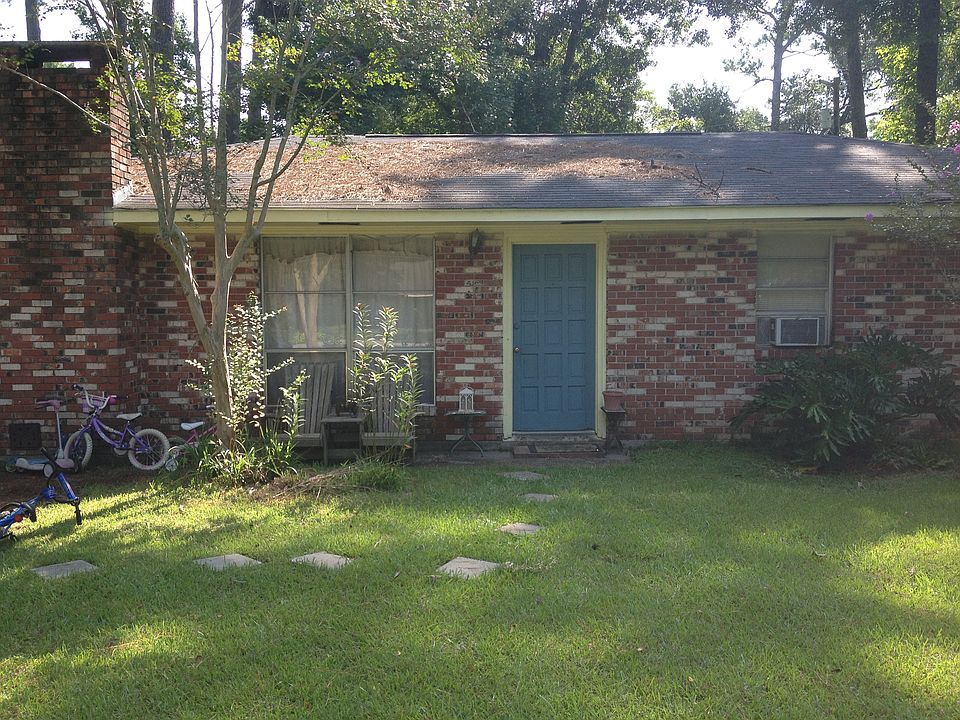2nd image of 1474 Clinton Dr
