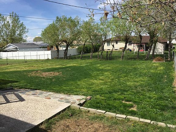 2nd image of 617 35th Ave NE