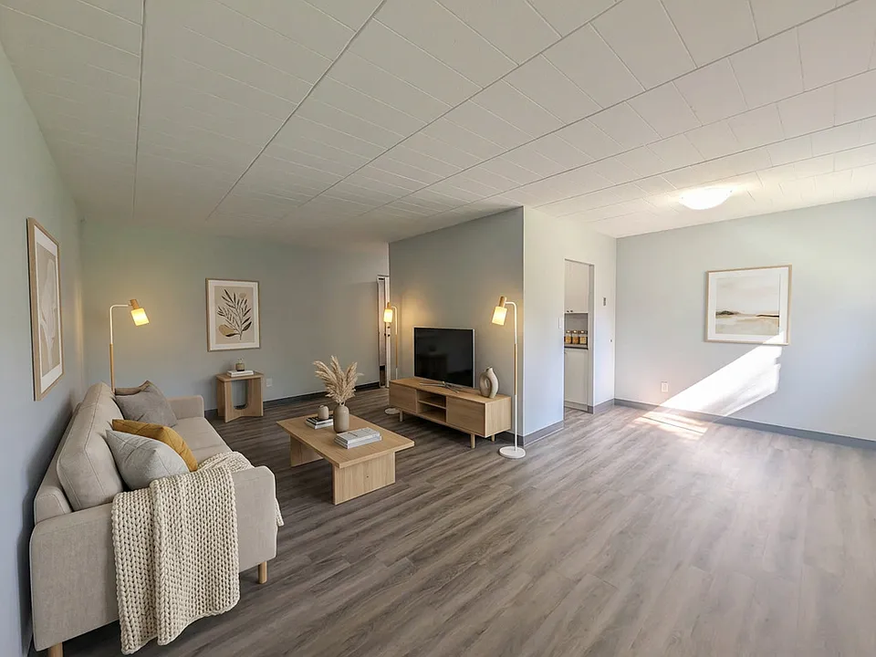 2B Arlington Ave #107