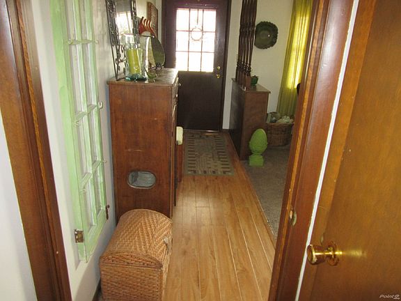 Laminate Flooring in Entry