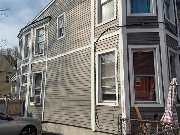 2nd image of 189 Duane Street