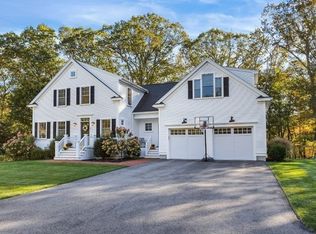 7 Heather Dr, Andover, MA 01810