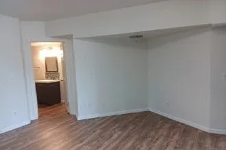 217 W Masonic Ave #2 — Photo 4