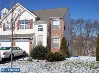 76 Hunt Club Dr, Collegeville, PA 19426