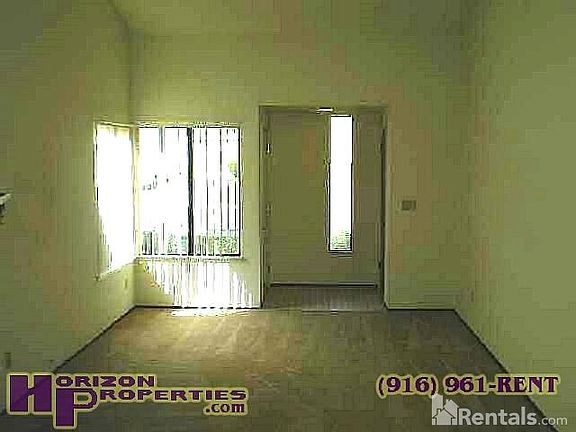 4th image of 6856 Trovita Way