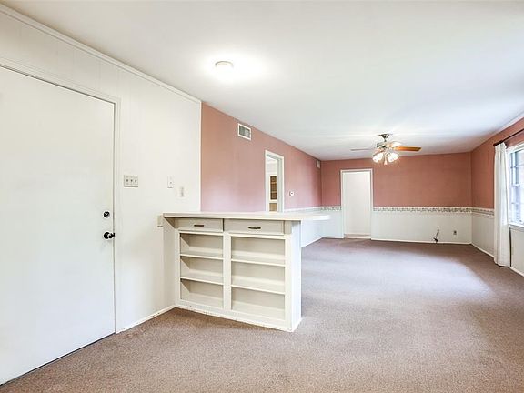 2nd image of 11623 Lochwood Blvd