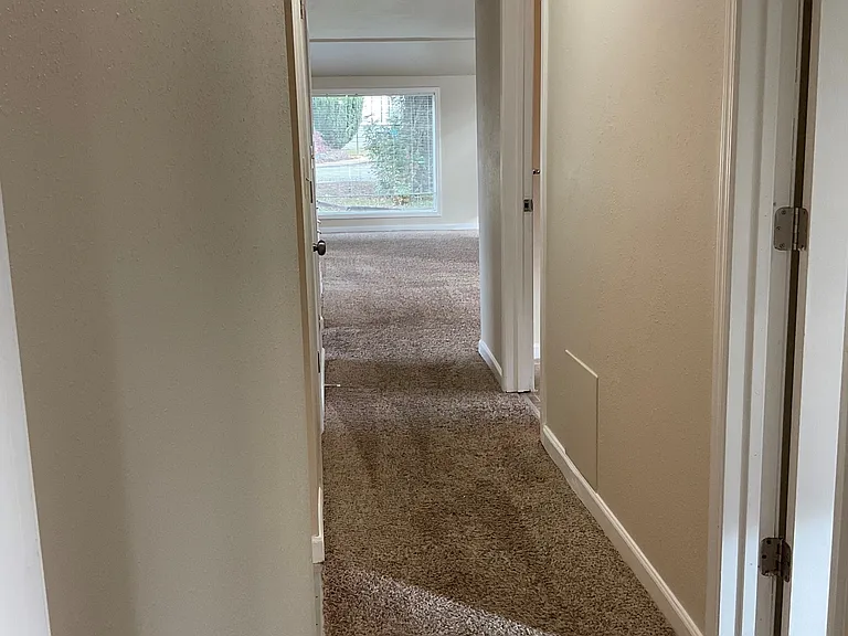 123 W Birch St — Photo 11