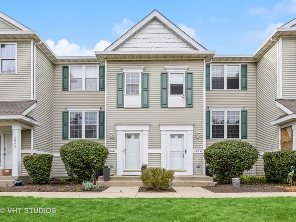 3070 Woodside Dr, Joliet, IL 60431