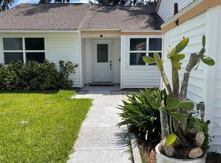 25 Fawn Ln, Palm Coast, FL 32137