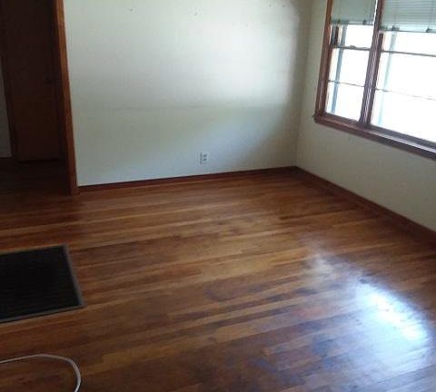 3rd image of 1111 E Turley St