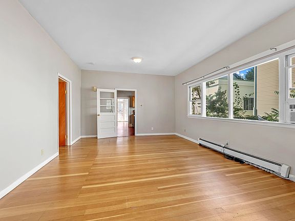 5th image of 2212 Pine St