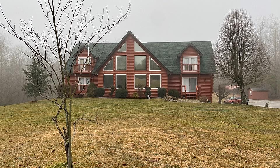 2nd image of 861 W Ravenscroft Rd