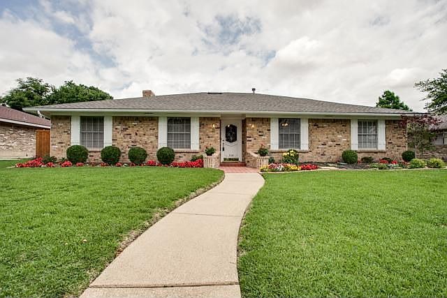 1st image of 308 Canyon Valley Dr
