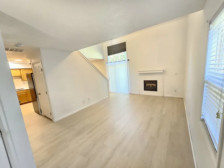 50 Westhaven Dr — Photo 9