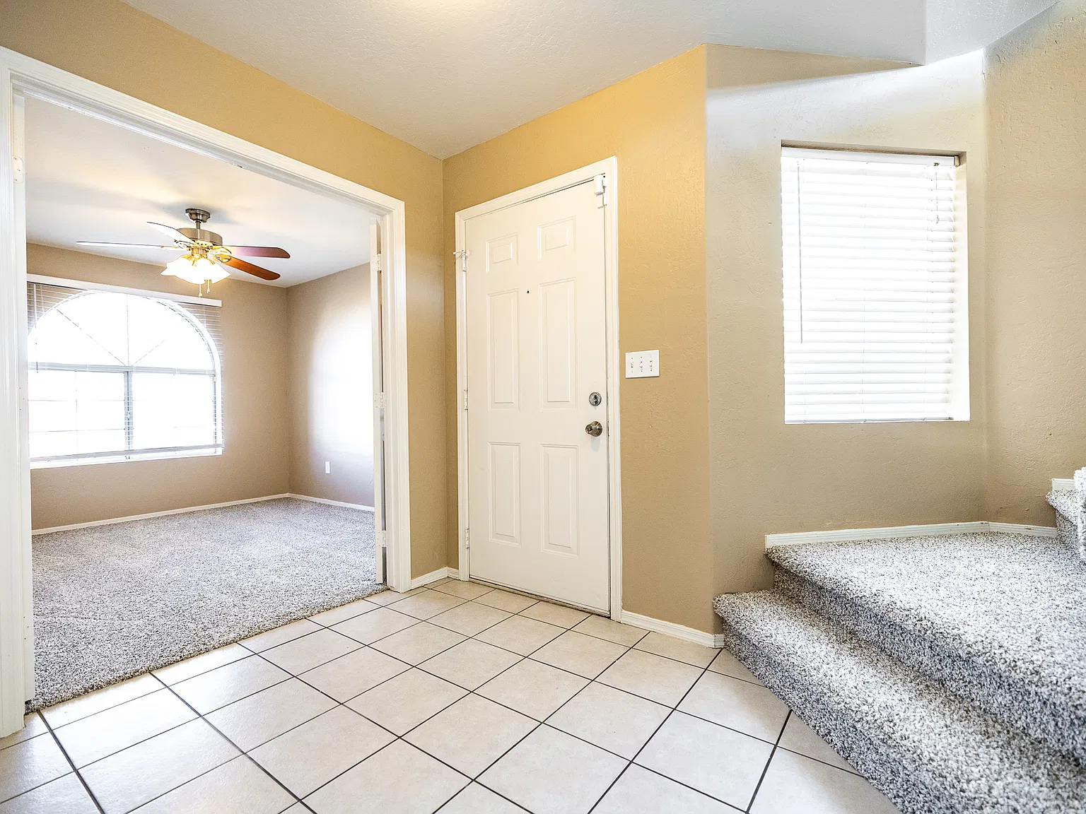 5 bed, 2169 sqft, $2,500 — Photo 4