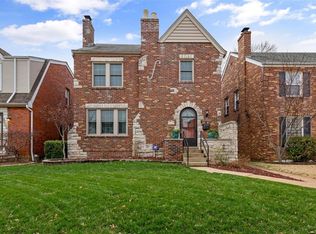 6228 Pernod Ave, Saint Louis, MO 63139
