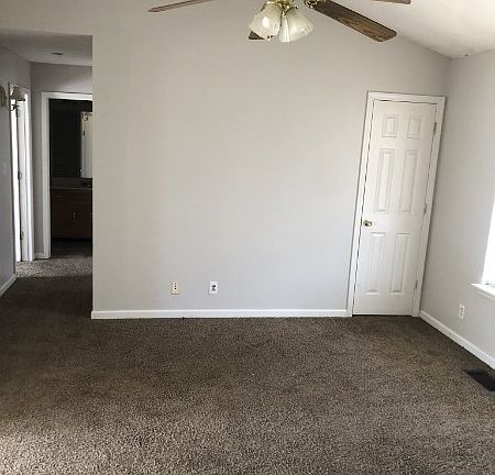 3rd image of 238 Golden Pond Ave