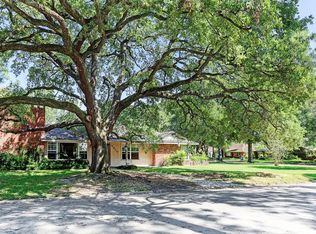 3810 Linkwood Dr, Houston, TX 77025