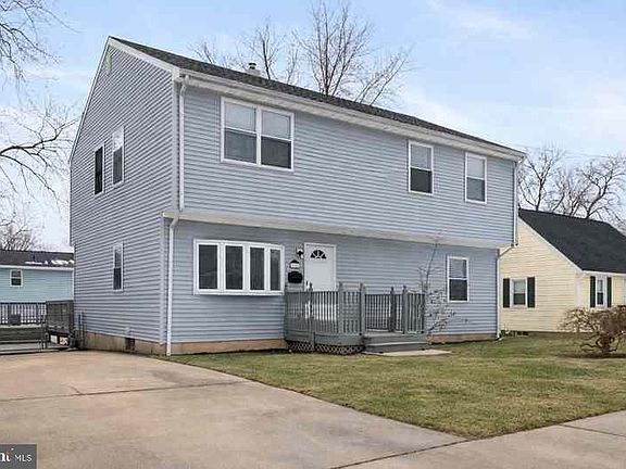 4th image of 11 Carolina Ave