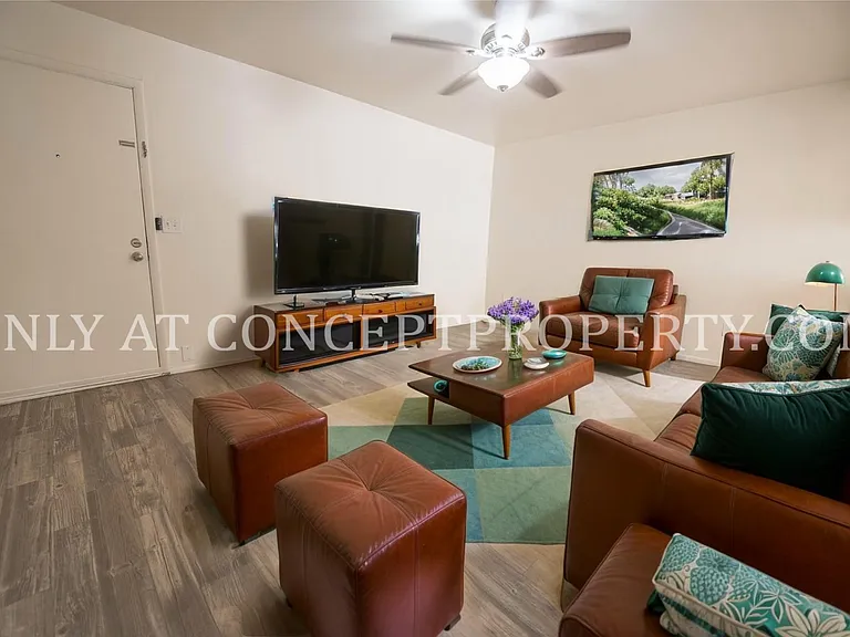 Aspen Pines — Photo 177