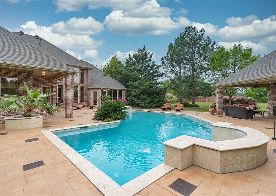 1st image of 4301 Trotter Ln