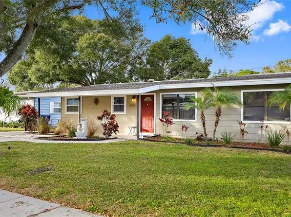 3123 Meadow Lake Ave, Largo, FL 33771