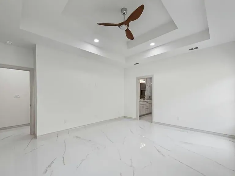 5413 Tulip Ct — Photo 16