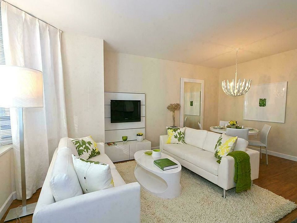 1st image of 330 W 39th St APT 14D