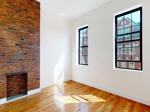 4th image of 219 Irving Ave APT 3R