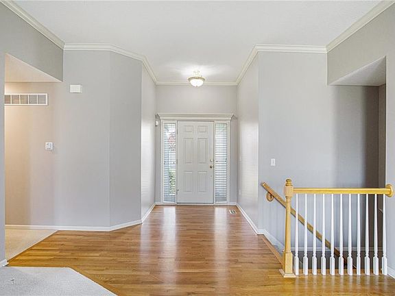 4th image of 3216 Prescott Ave