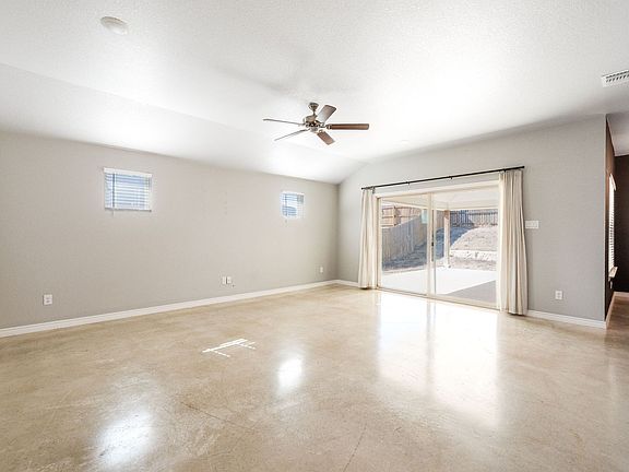 2nd image of 1649 Dryden Ave