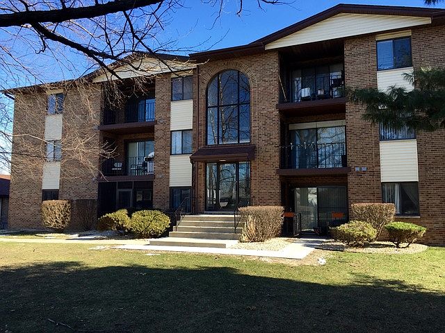 1st image of 13426 W Circle Dr APT 304